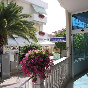 Hotel Residence Hr Civi